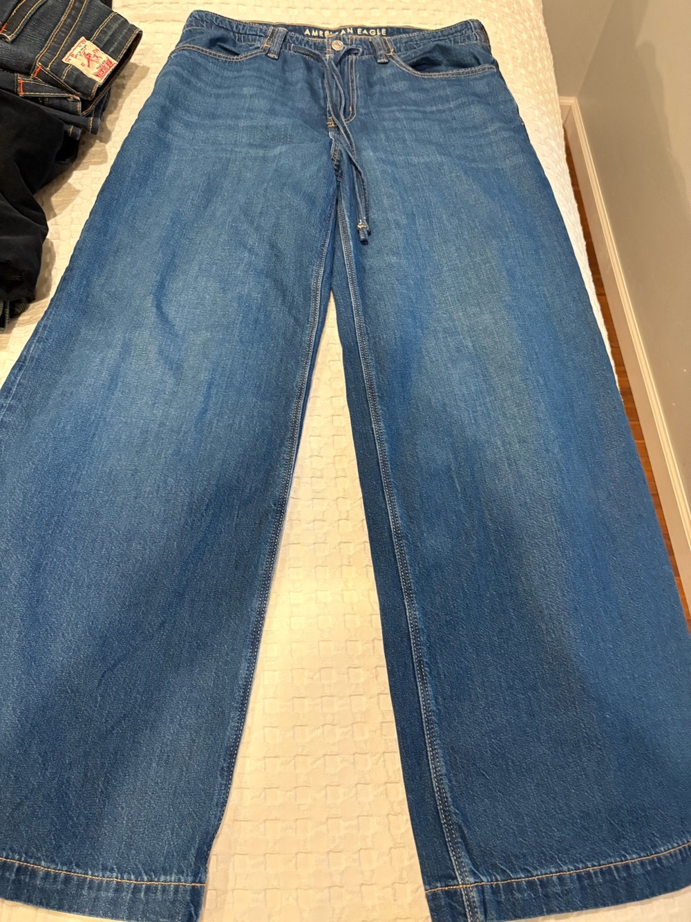 New American Eagle Outfitters Wide-Leg Women’s Jeans - Blue
